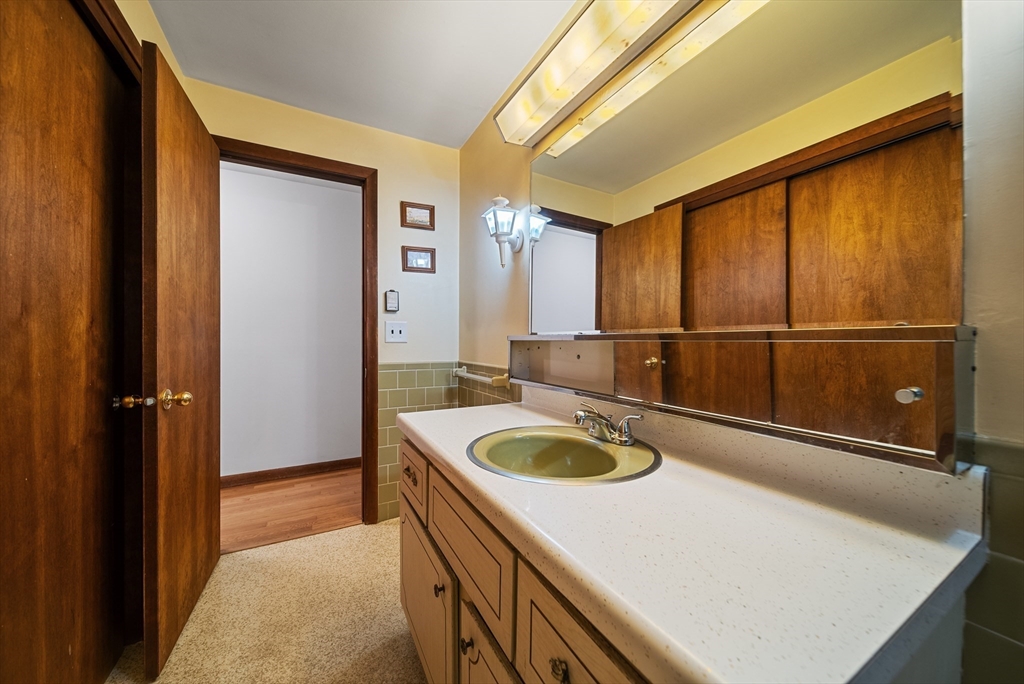19 Magnolia Avenue