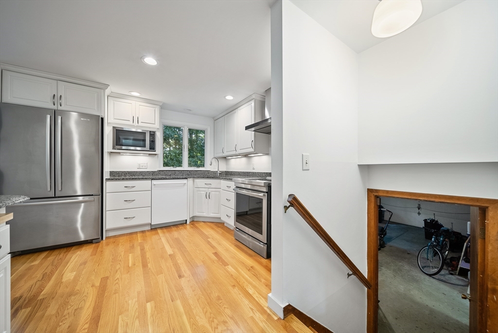 19 Magnolia Avenue