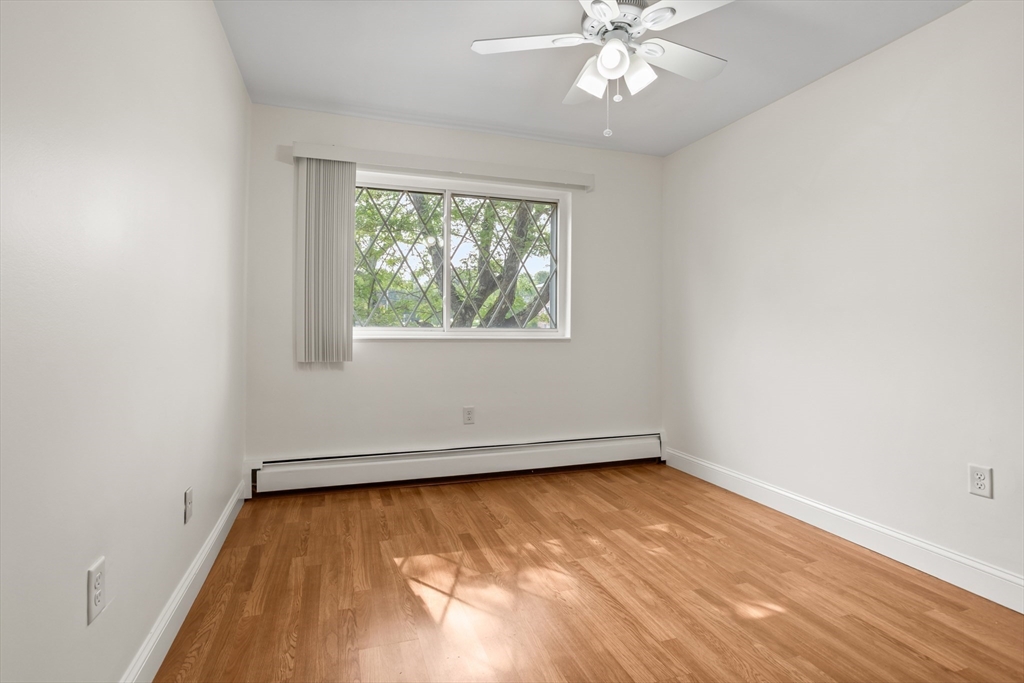 23 Fernview Ave # 4