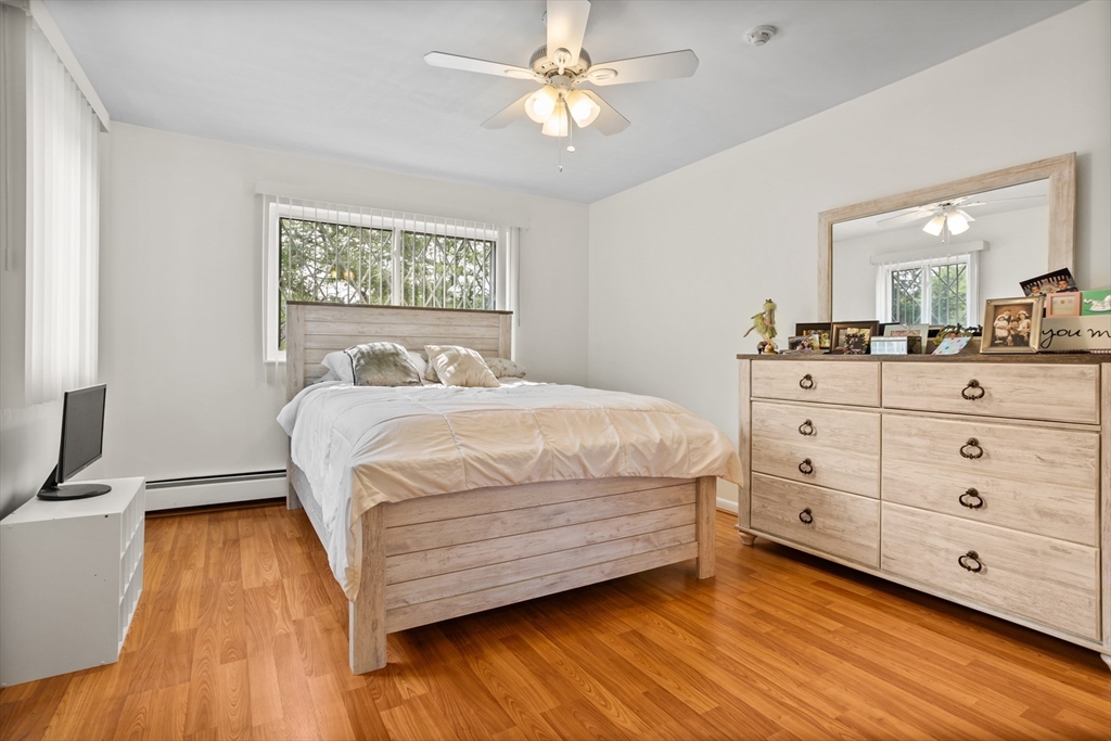 23 Fernview Ave # 4
