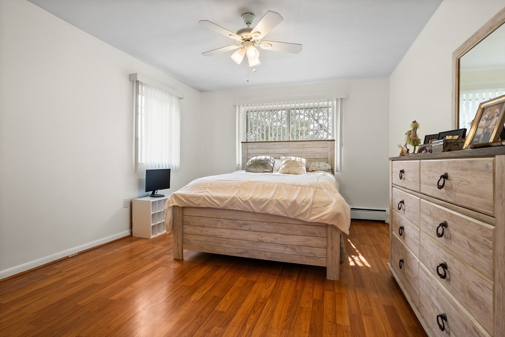 23 Fernview Ave # 4