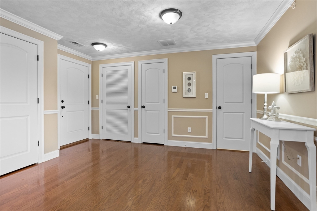 15 Church St # 302