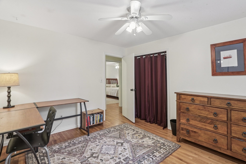 318 Harvard Rd, Stow