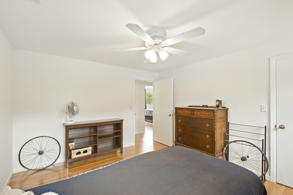 5 Brookside Circle