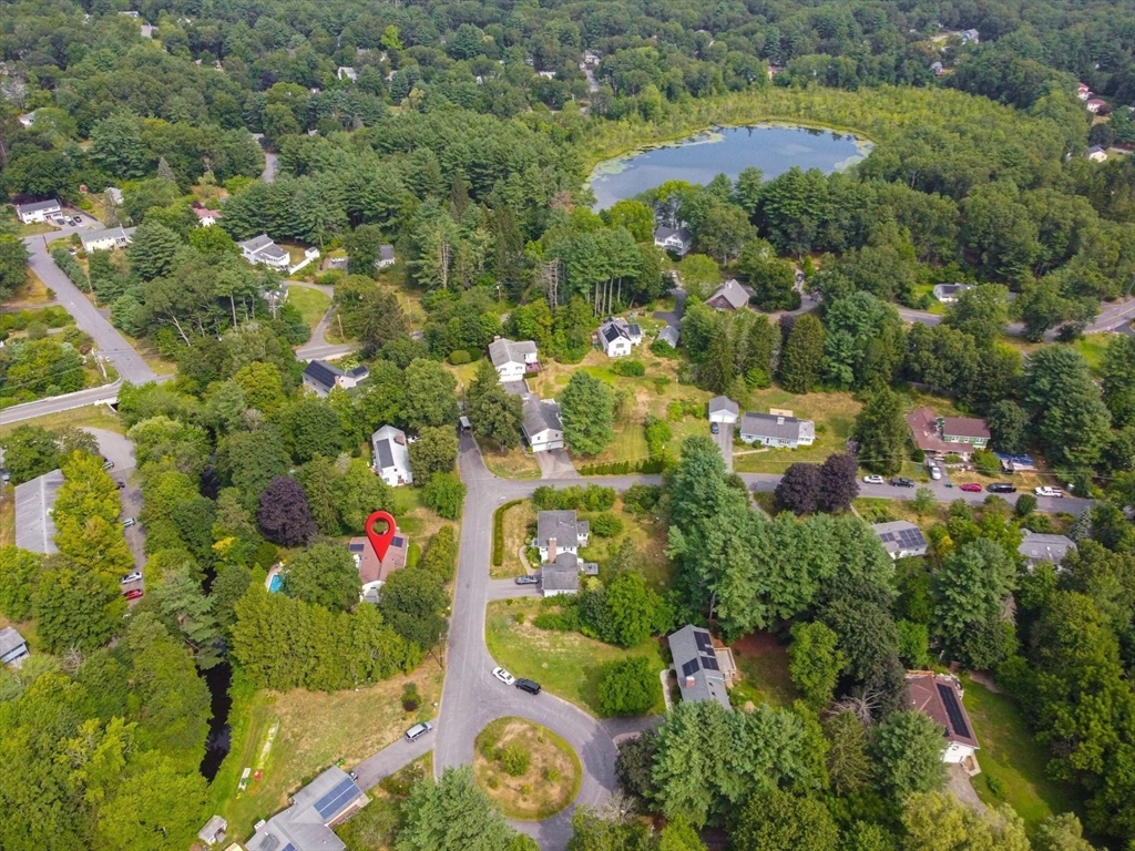 5 Brookside Circle