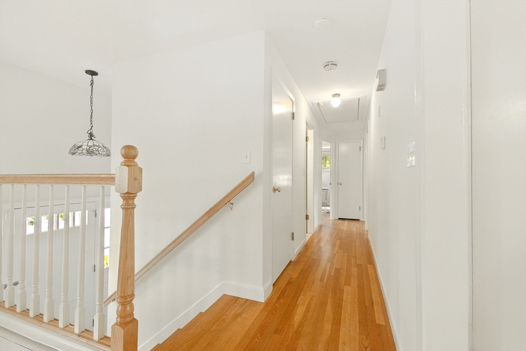 5 Brookside Circle