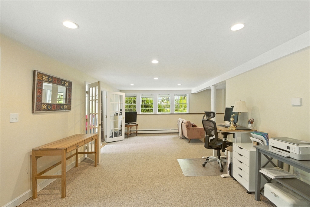 5 Brookside Circle