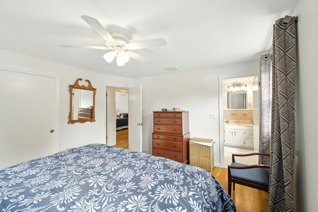 5 Brookside Circle