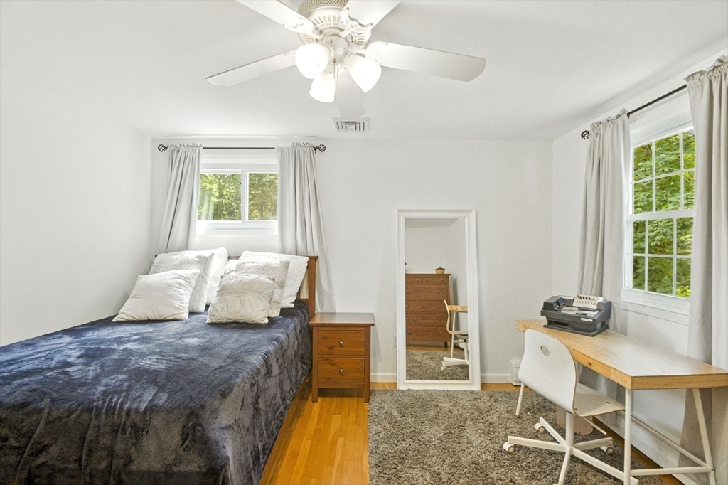 5 Brookside Circle