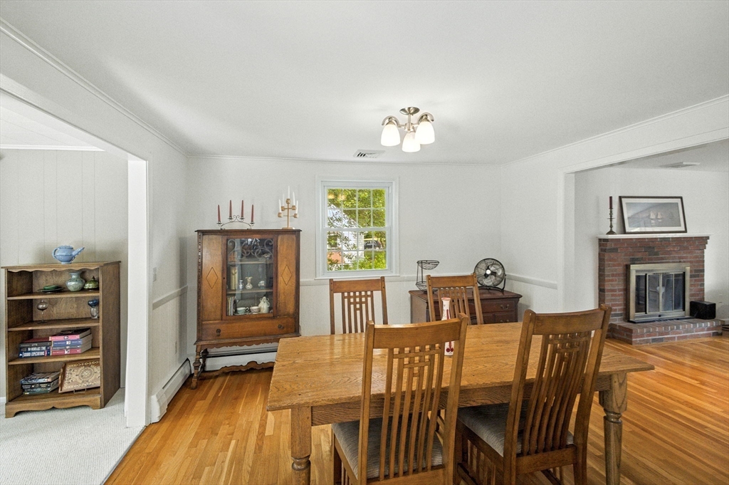 5 Brookside Circle