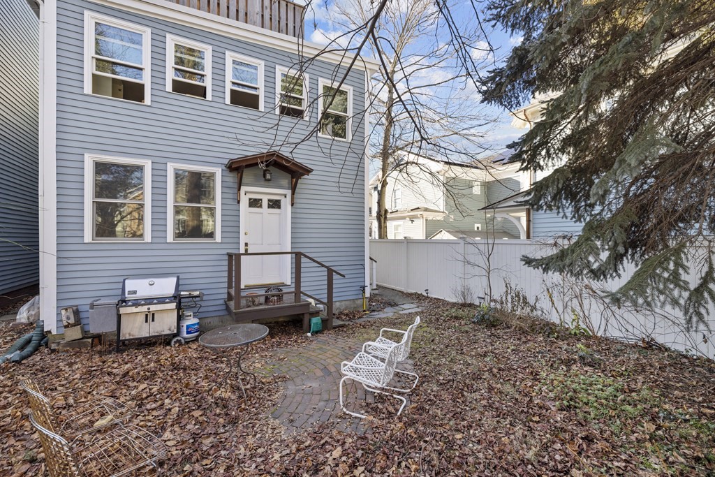 3 Pleasant Pl # 3, Cambridge Unit: 3