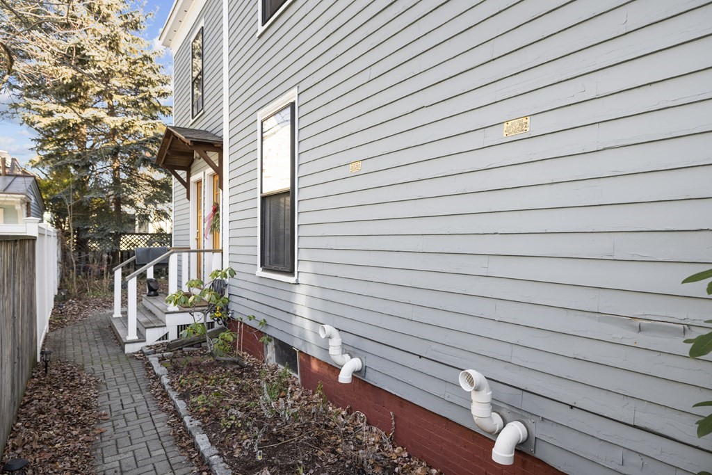 3 Pleasant Pl # 3, Cambridge Unit: 3