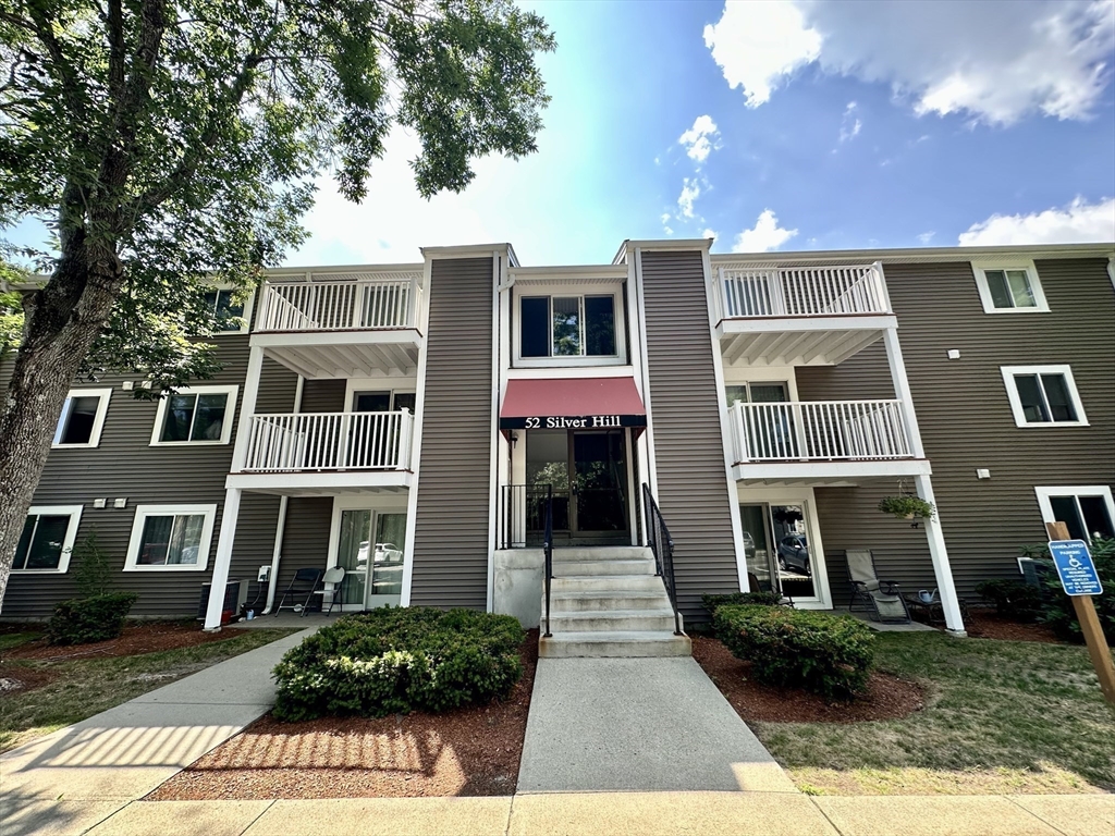 52 Silver Hill Ln # 14