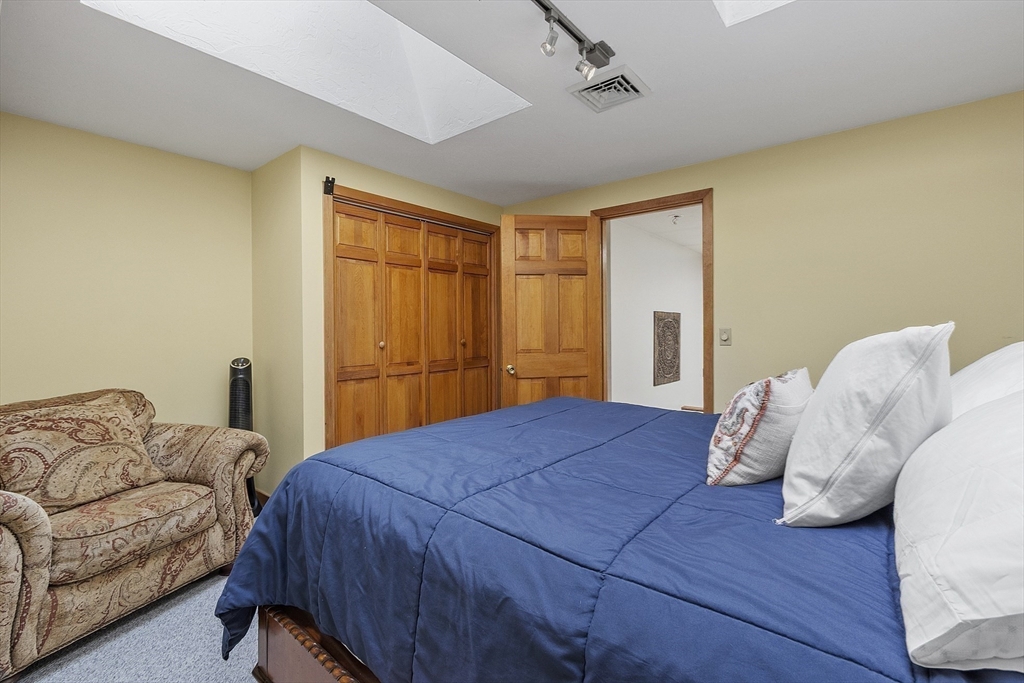 22 Kettle Hole Road