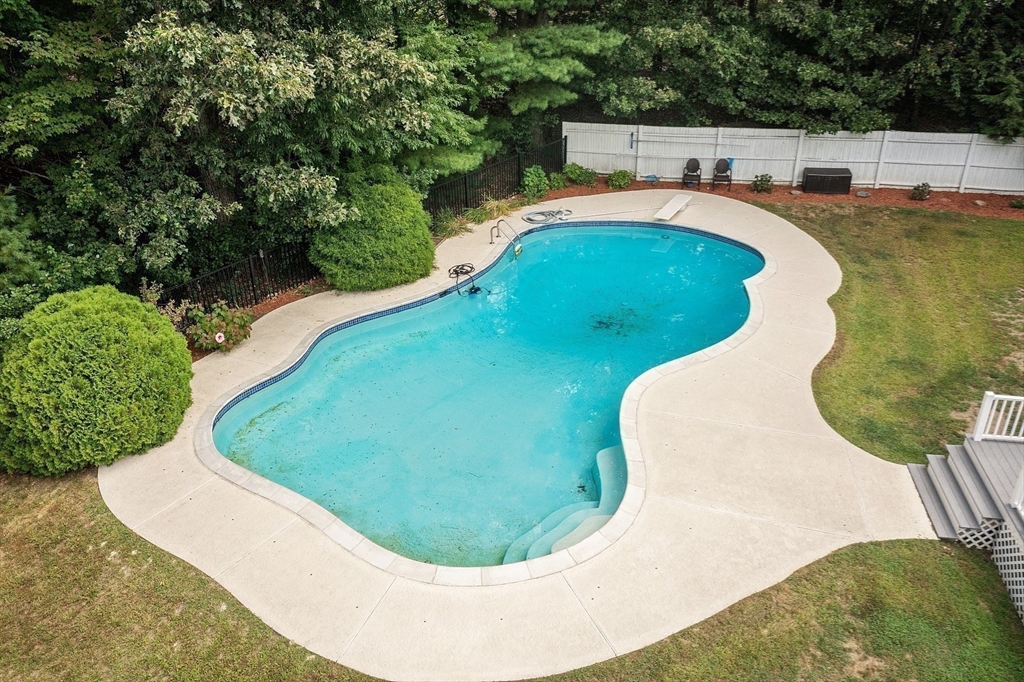 22 Kettle Hole Road