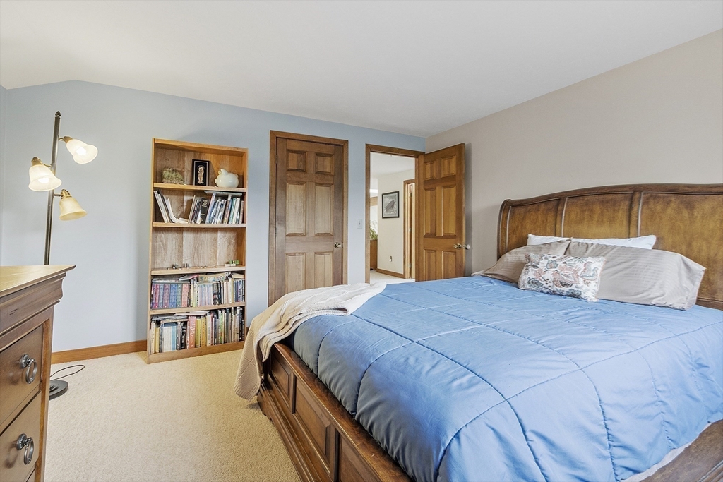 22 Kettle Hole Road