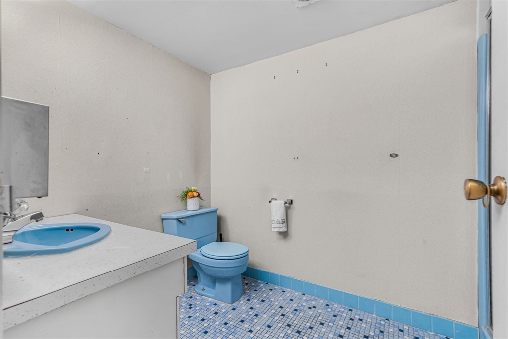 1550 Worcester Road # 101