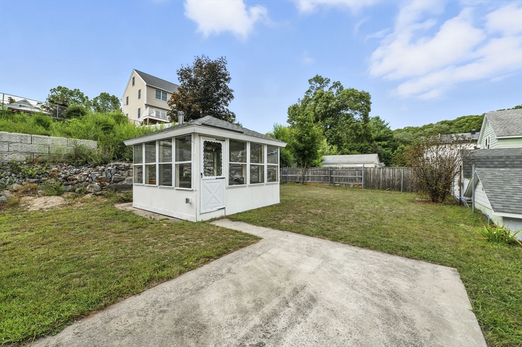 40 Doyle Avenue