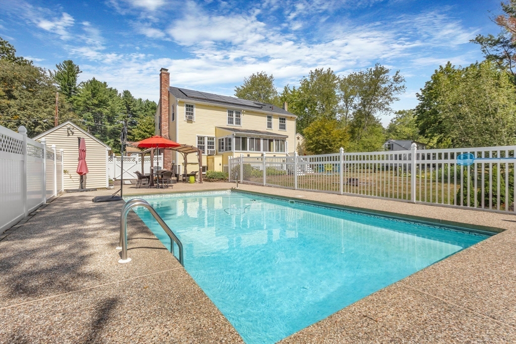 3 Russell Rd