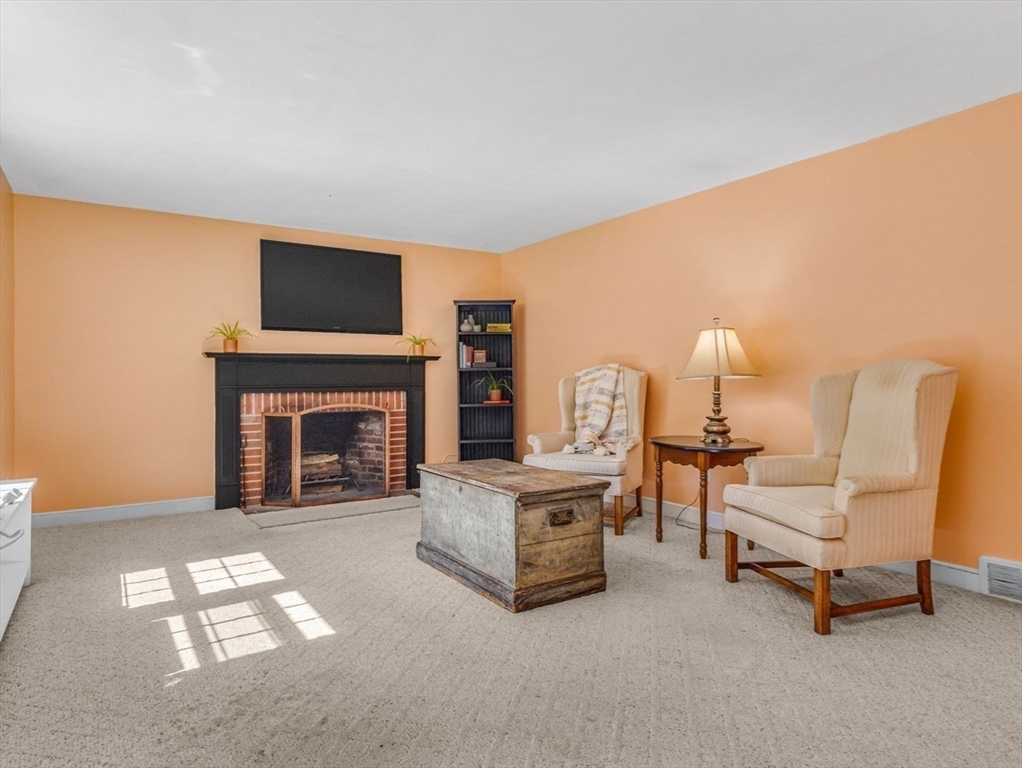 3 Russell Rd