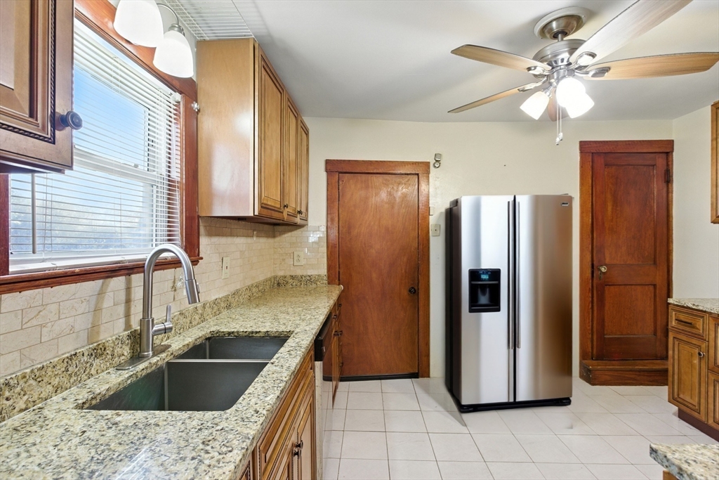 65-67 Gallivan Blvd