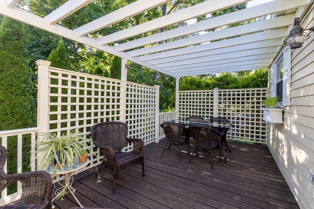 298 Torrey Rd, Southbridge