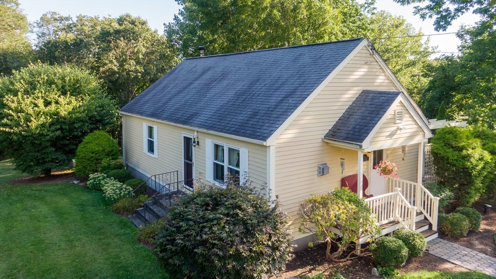 298 Torrey Rd, Southbridge