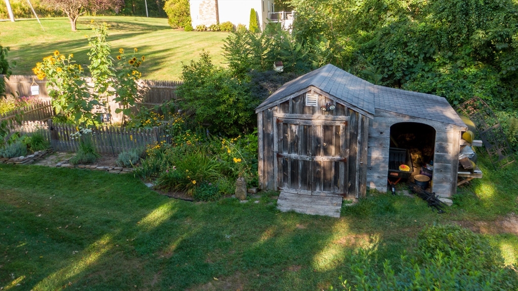 298 Torrey Rd, Southbridge