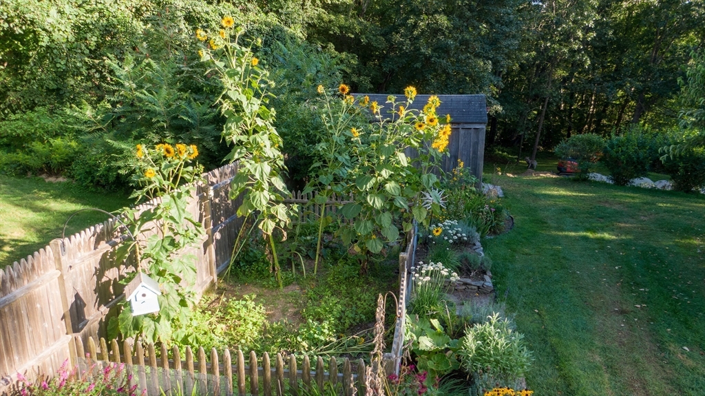 298 Torrey Rd, Southbridge