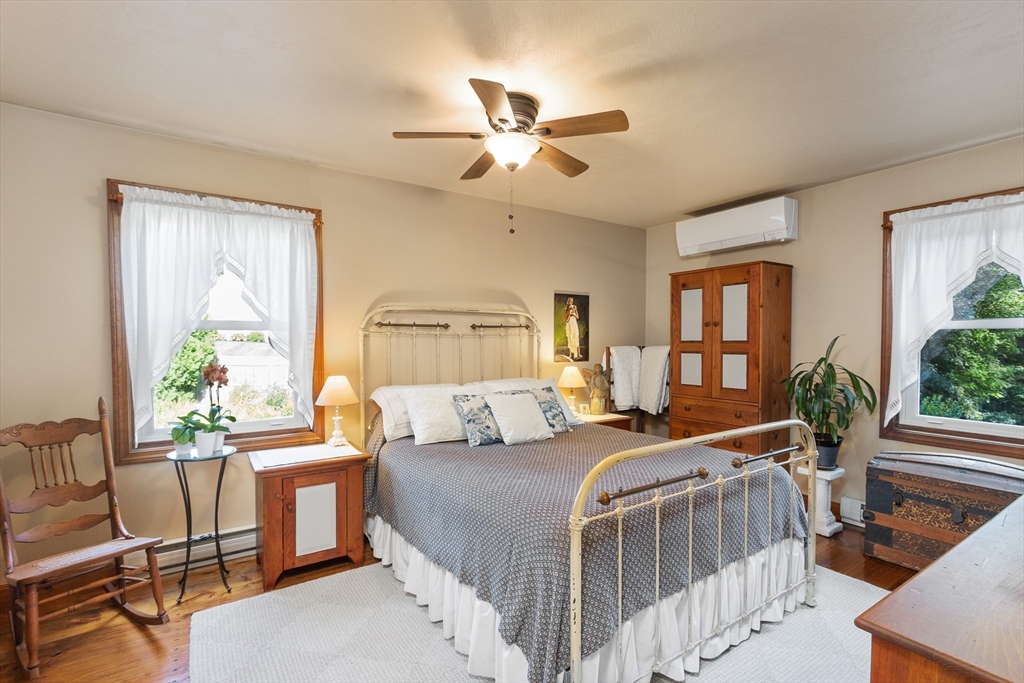 298 Torrey Rd, Southbridge