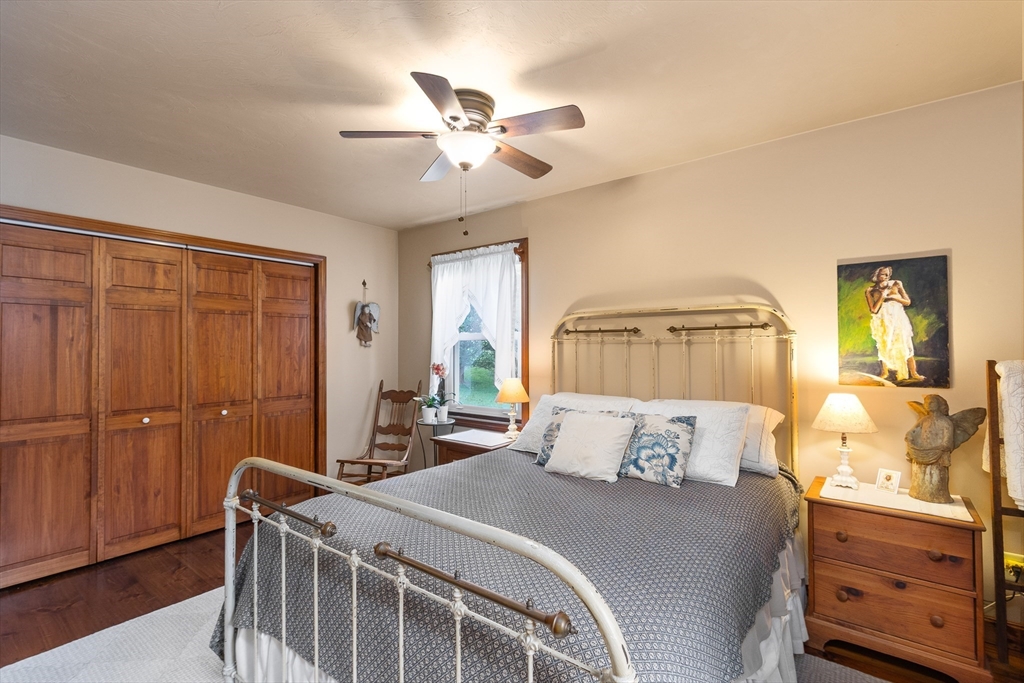 298 Torrey Rd, Southbridge
