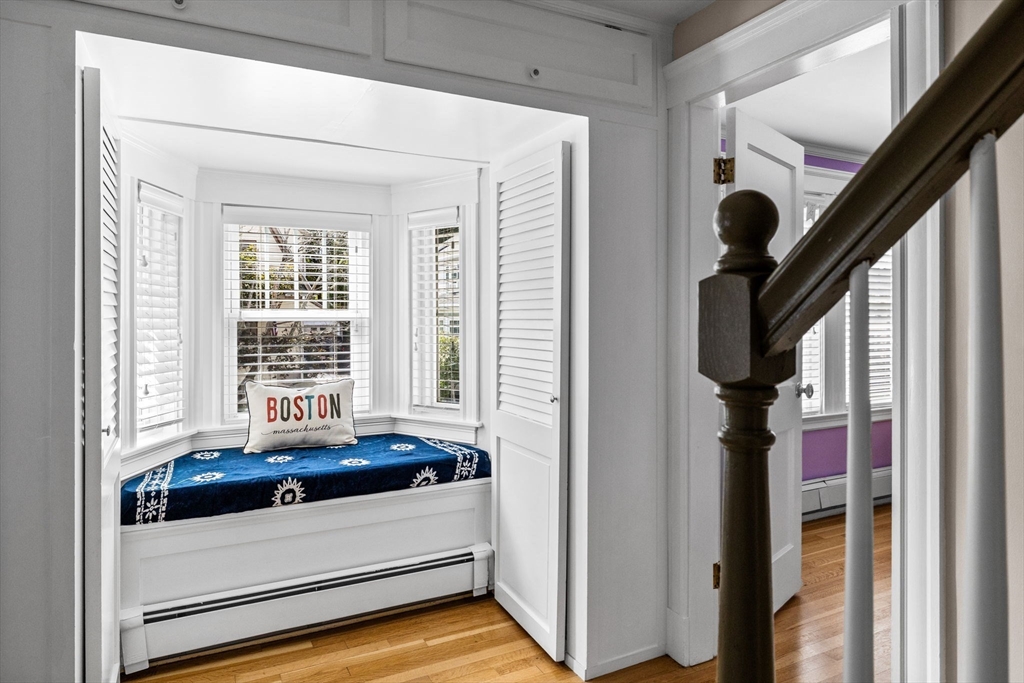 17 Woburn St