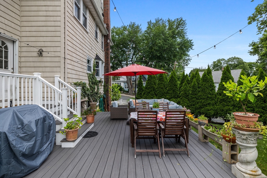 17 Woburn St
