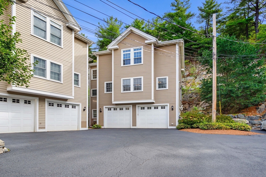 820 Main Street # 3