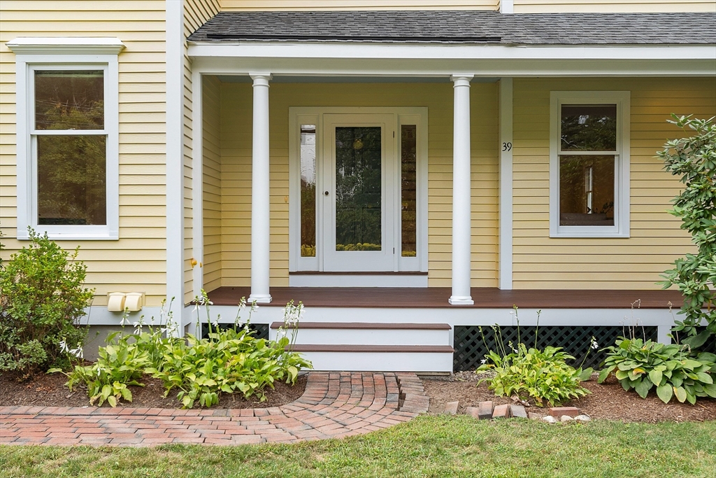 39 Carlisle Rd