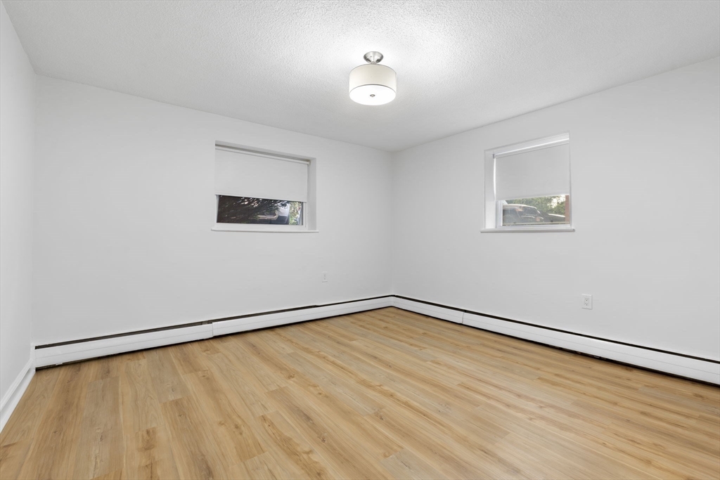 974 N Main St # 3