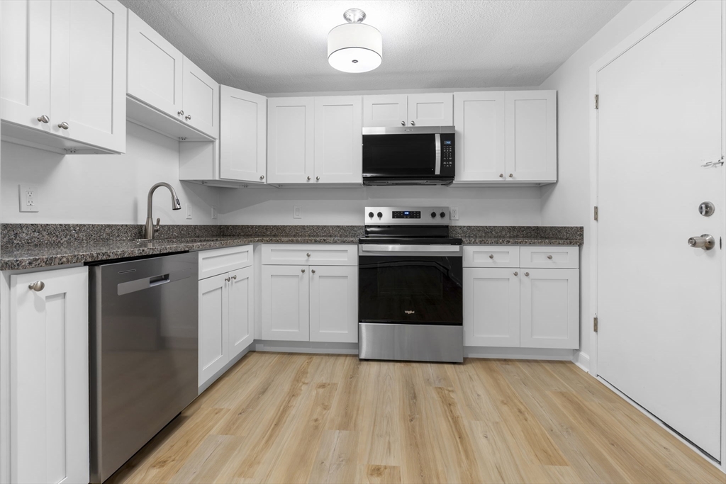 974 N Main St # 3
