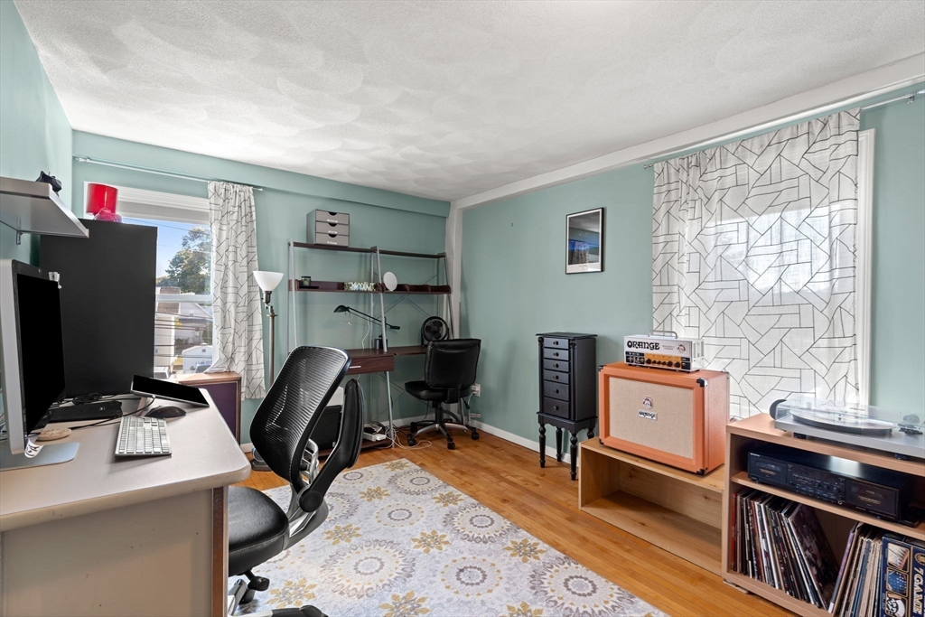 12 Wright St # 1, Stoneham Unit: 1