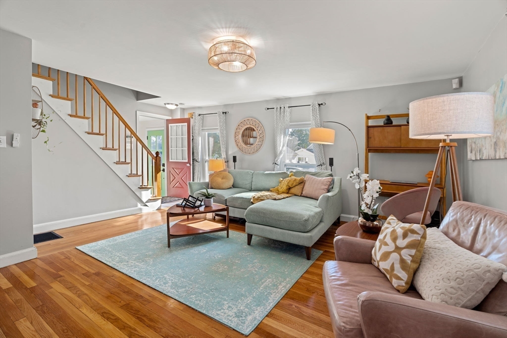 12 Wright St # 1, Stoneham Unit: 1