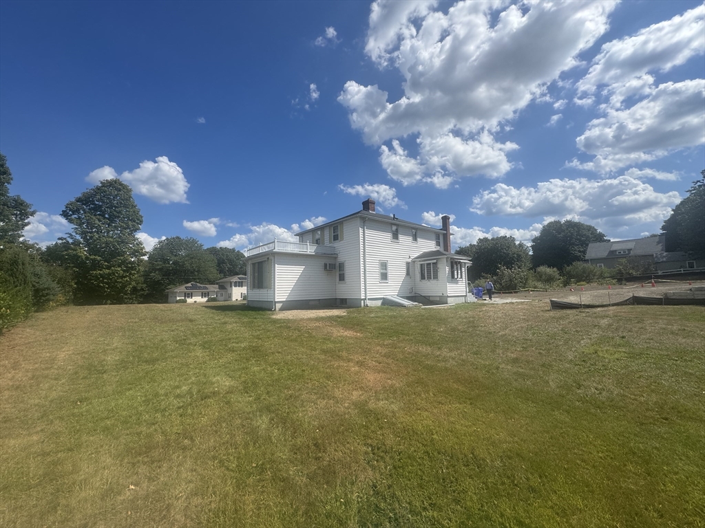 42 Benjamin Rd