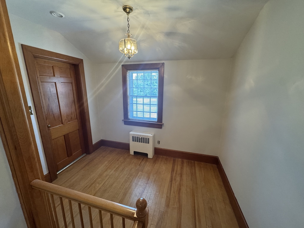 42 Benjamin Rd
