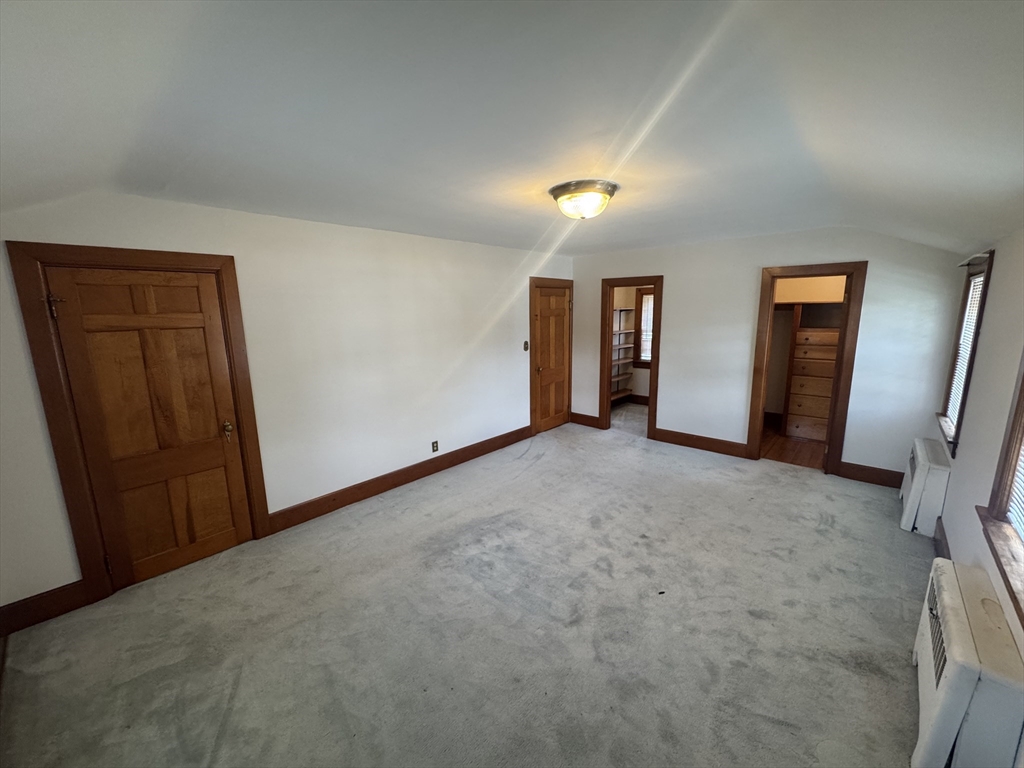 42 Benjamin Rd