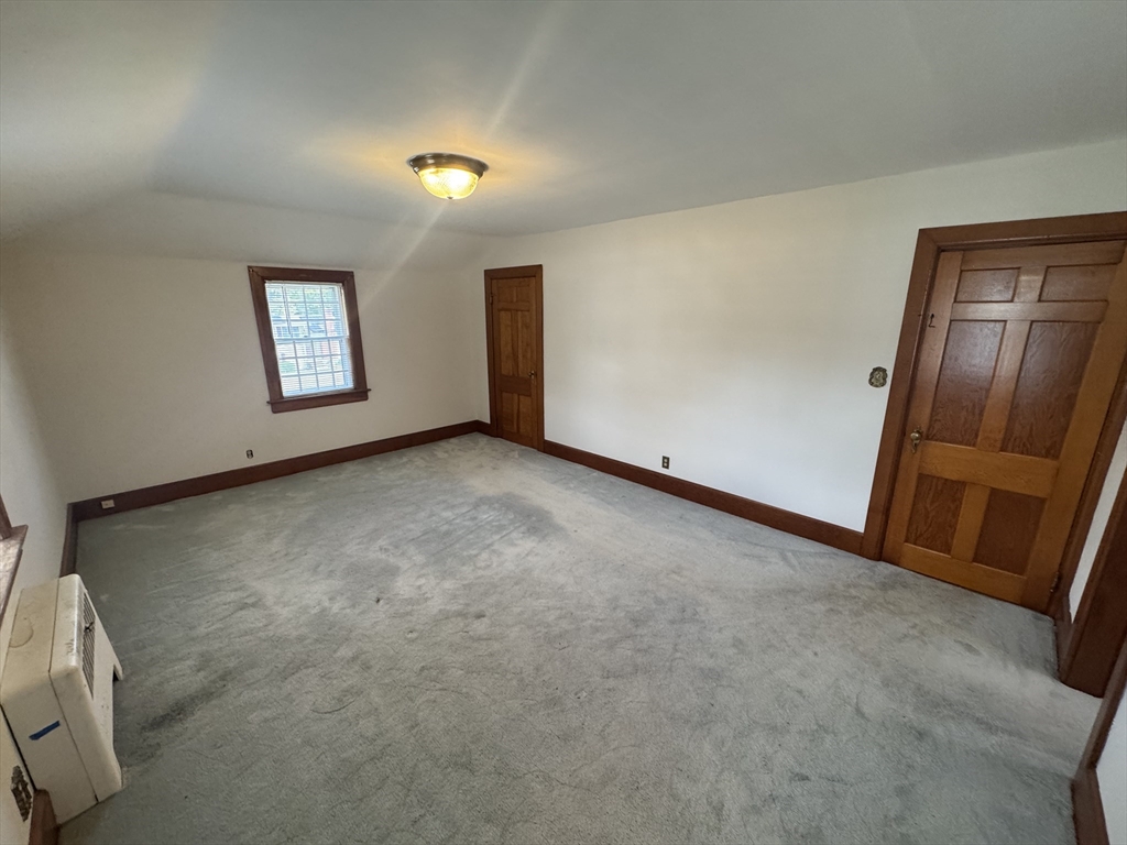 42 Benjamin Rd