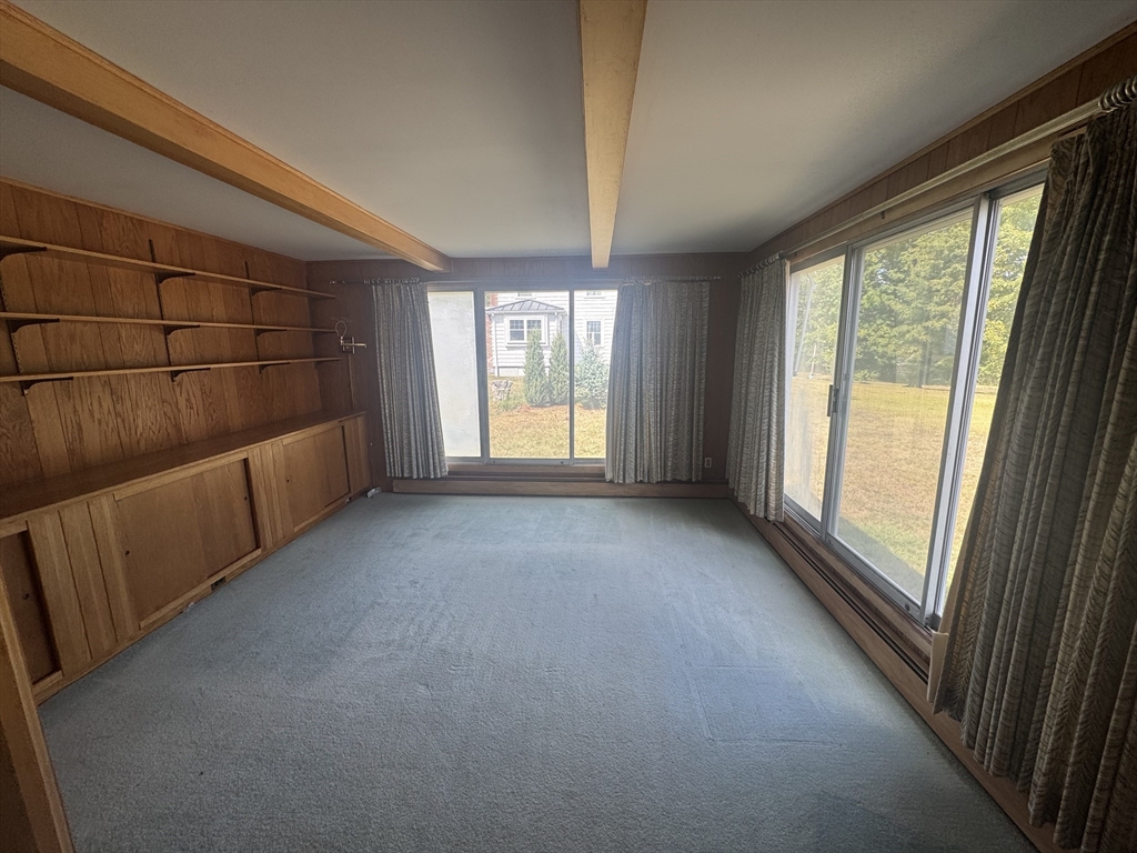 42 Benjamin Rd