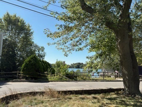 5 Pond Terrace