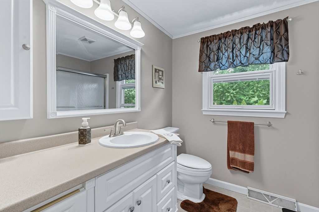 18 Arthur G Pernokas Dr, Woburn