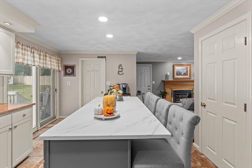 18 Arthur G Pernokas Dr, Woburn