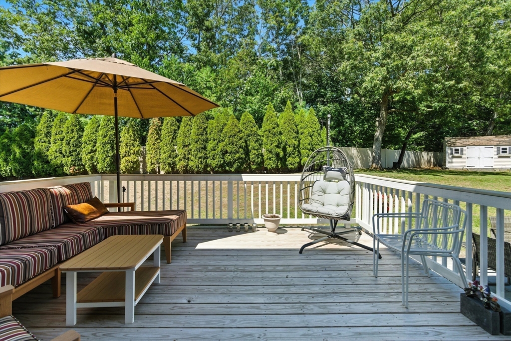 18 Arthur G Pernokas Dr, Woburn