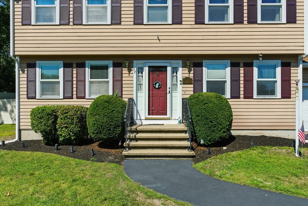 18 Arthur G Pernokas Dr, Woburn