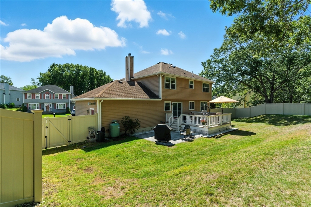 18 Arthur G Pernokas Dr, Woburn